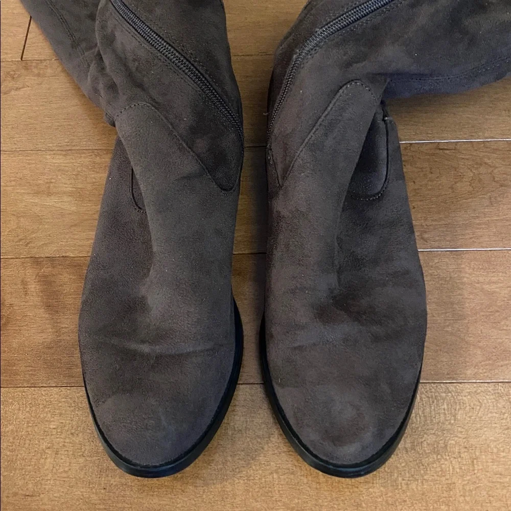 Kenneth Cole Reaction Women's Knee-High Boots Brown Size 7.5